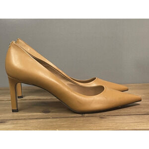 Hugo Boss Women's Janet Pumps Size 42 EU / 12 US Brown Leather Pointed Toe Italy